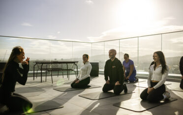 dockside_2_terrace_lifestyle_c