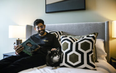 dockside_lifestyle_bedroom_dog_b