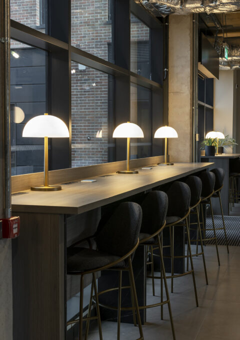 dockside_lounge_detail_d